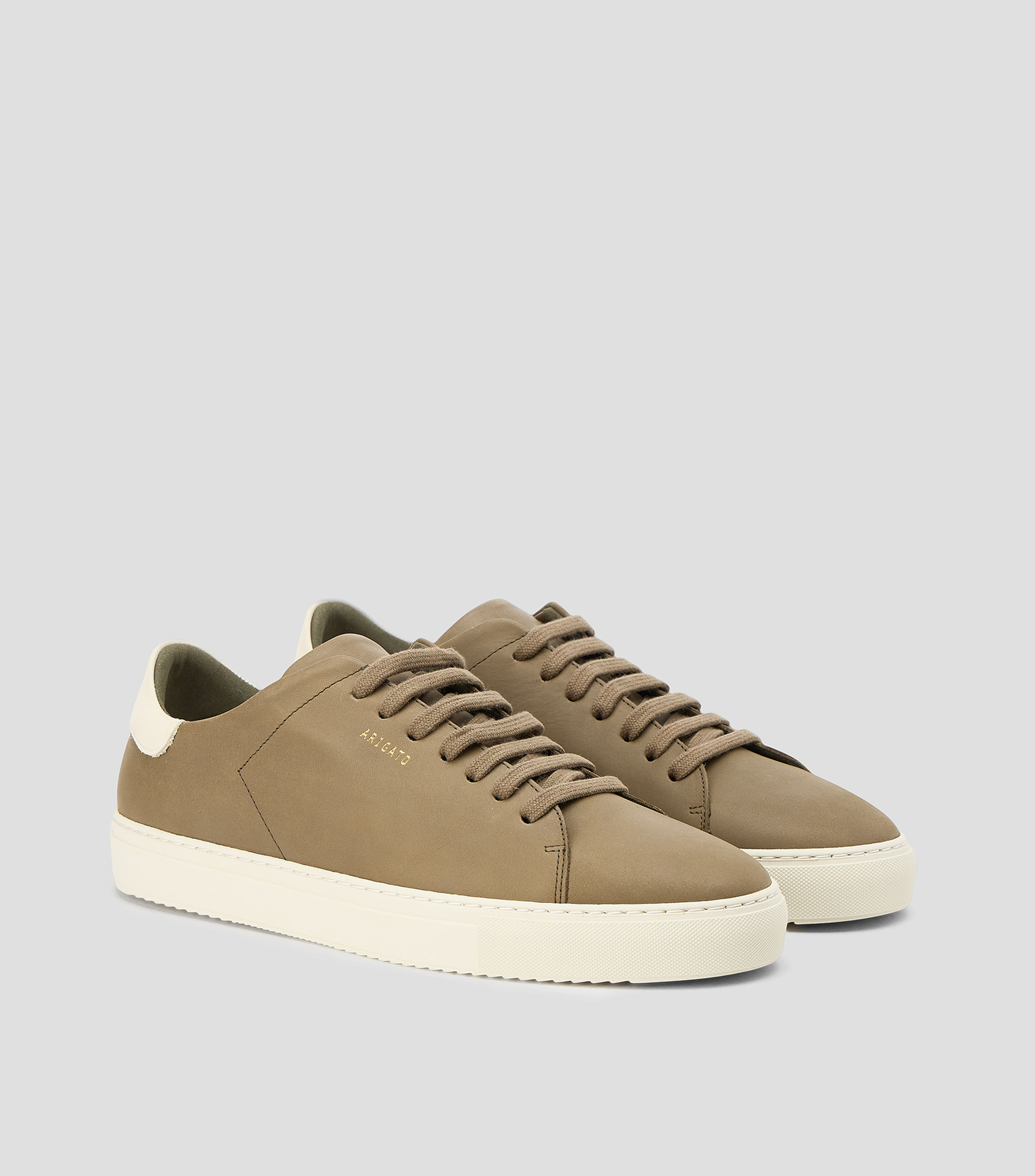 Tenis casuales en piel Hombre